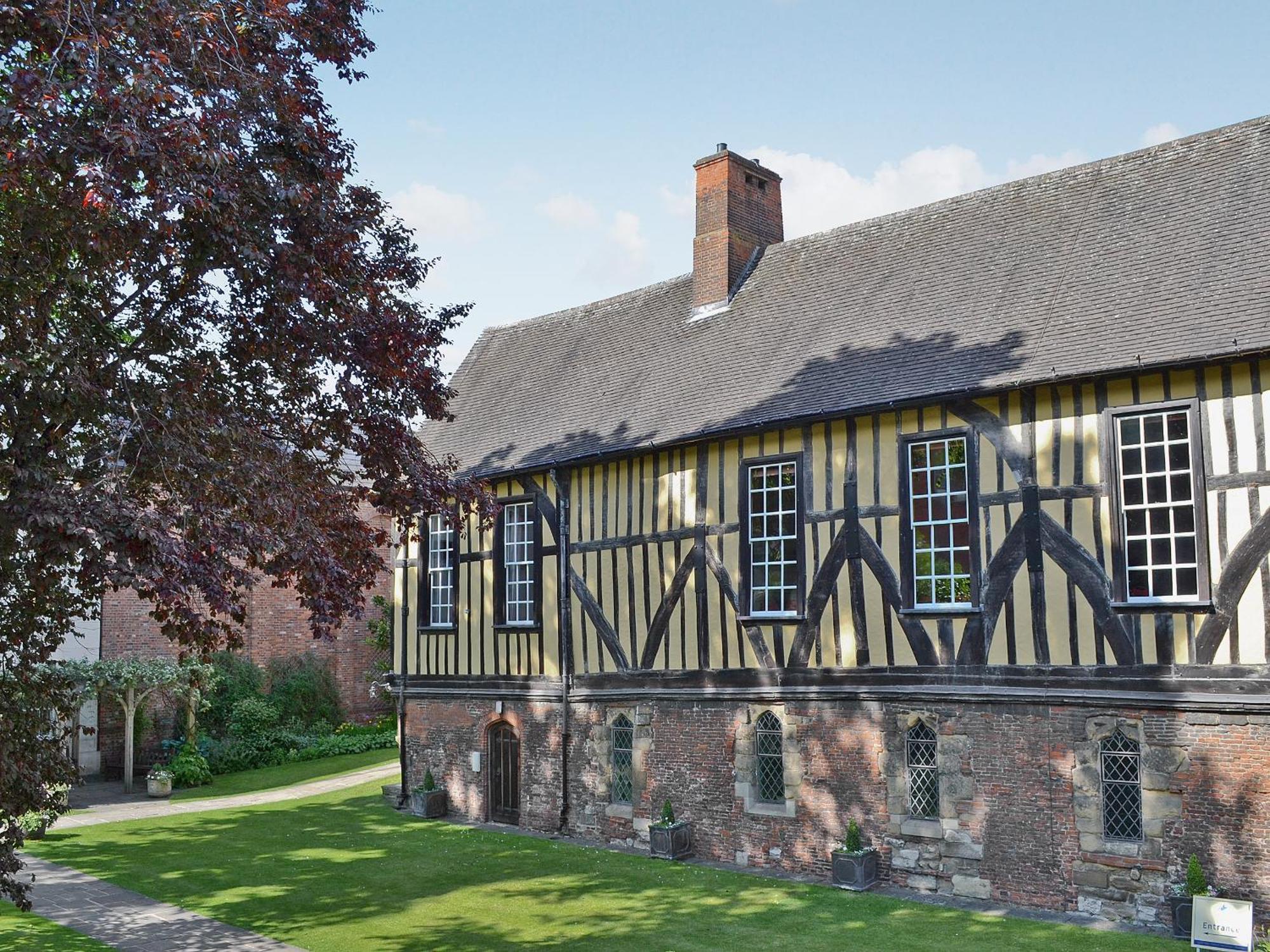 The Little House Villa - York — Photos 3